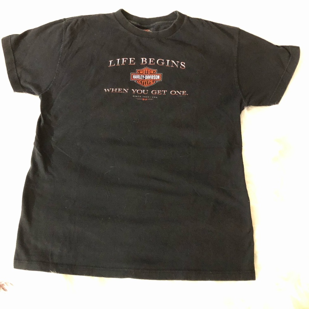 Harley Davidson size medium men’s shirt